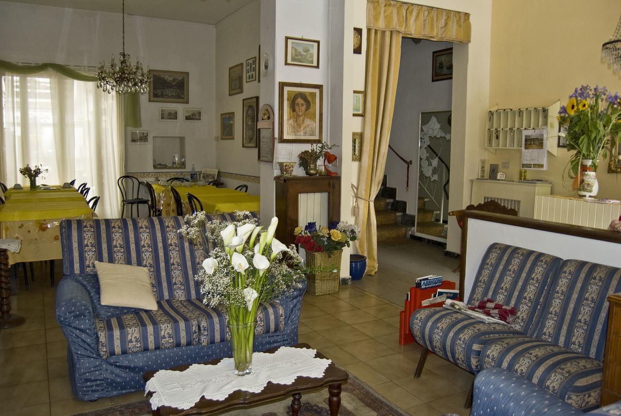 Hotel Delhy Viareggio Exteriér fotografie