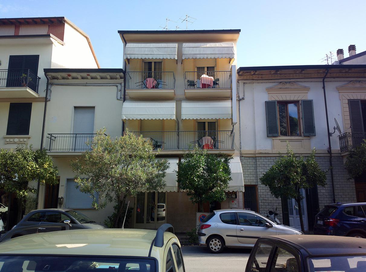Hotel Delhy Viareggio Exteriér fotografie